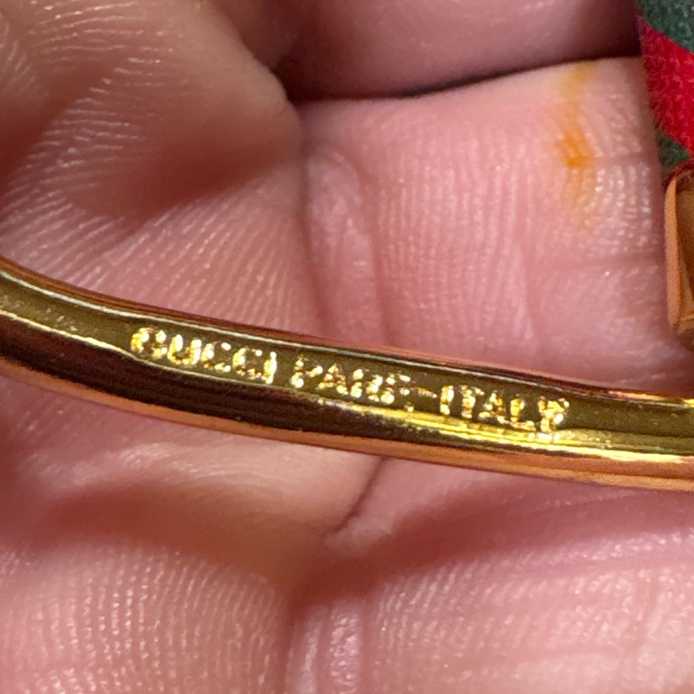 Gucci Rigato Shield Men's Key Ring - Picture 6 of 10